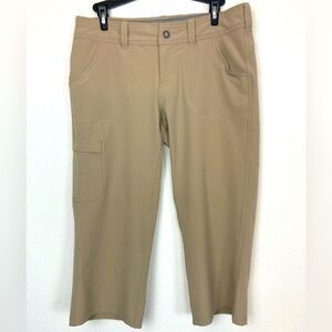The NorthFace Fall neutral cropped pants w/ Velcro waist & side pocket run big